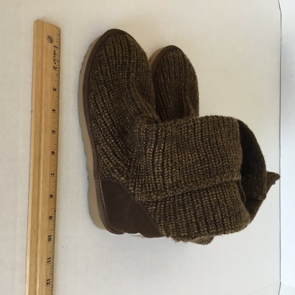 Ugg Brown Sweater Boot Size 7 - Picture 2 of 7